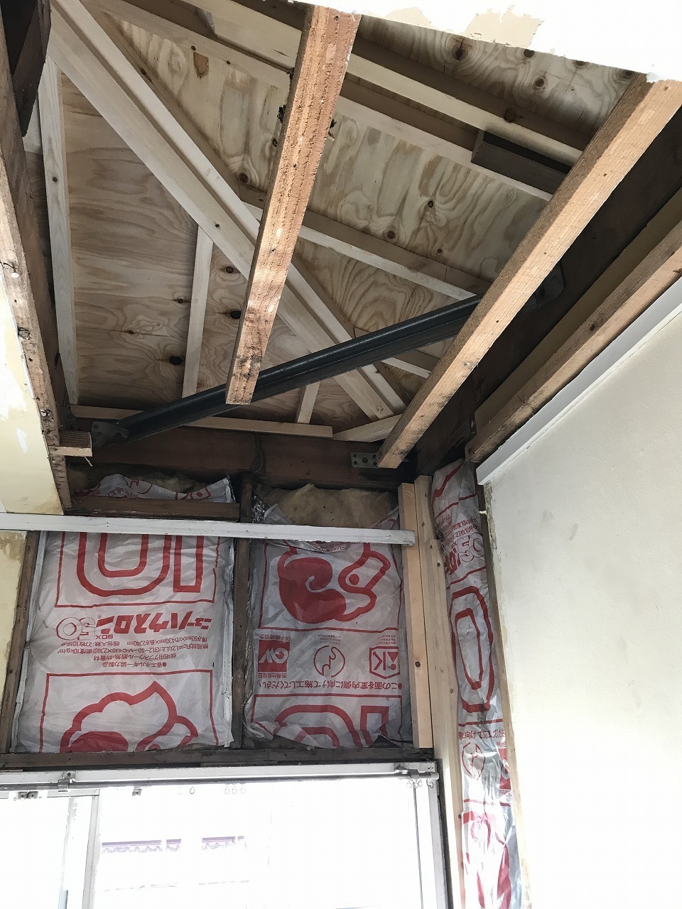 屋根板金の劣化破損